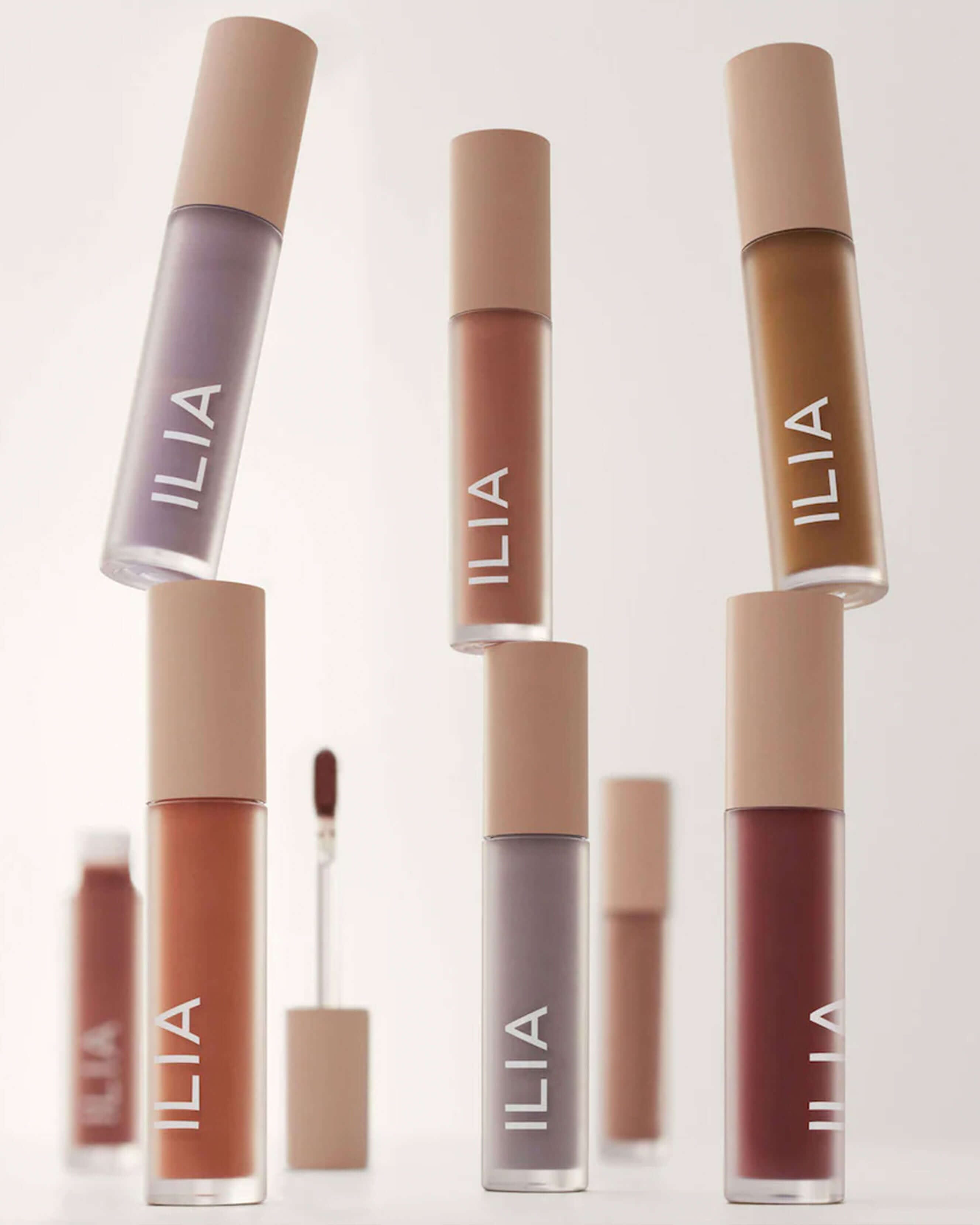 Glaze (light nude with warm champagne pearl)