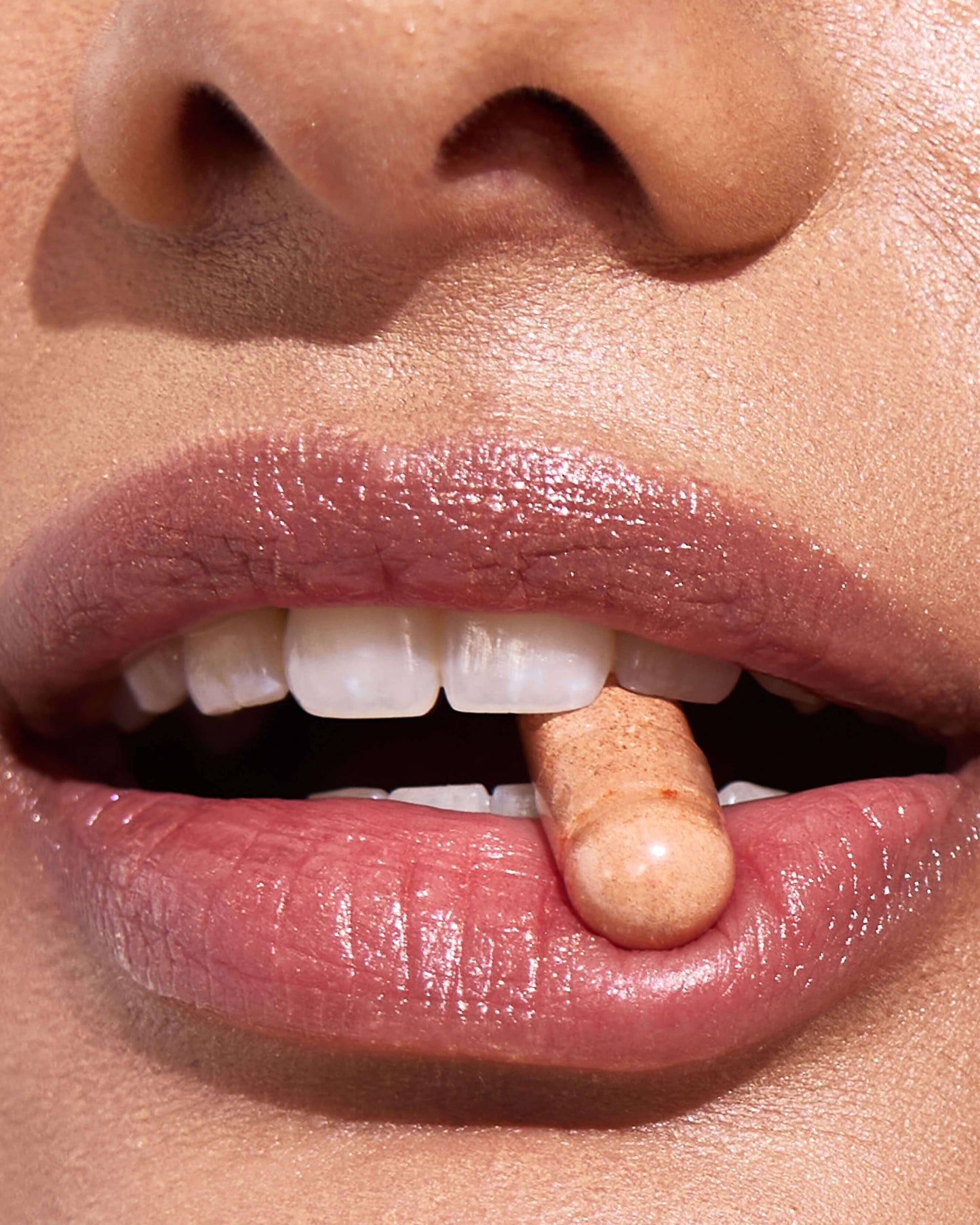 Le Complément Alimentaire: Plumping Hydration Support with Antioxidants