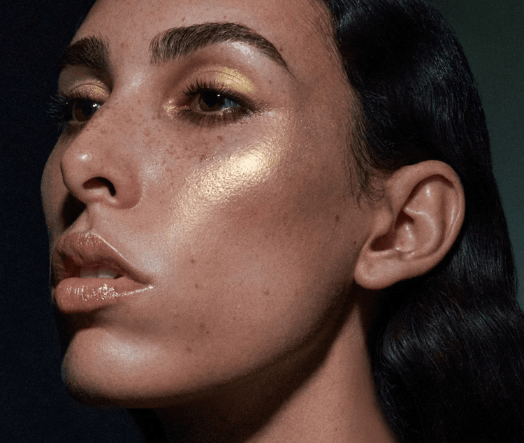27 Rosiers Brand Image with Makeup