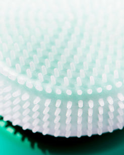Le Disque Gentle Cleansing Tool