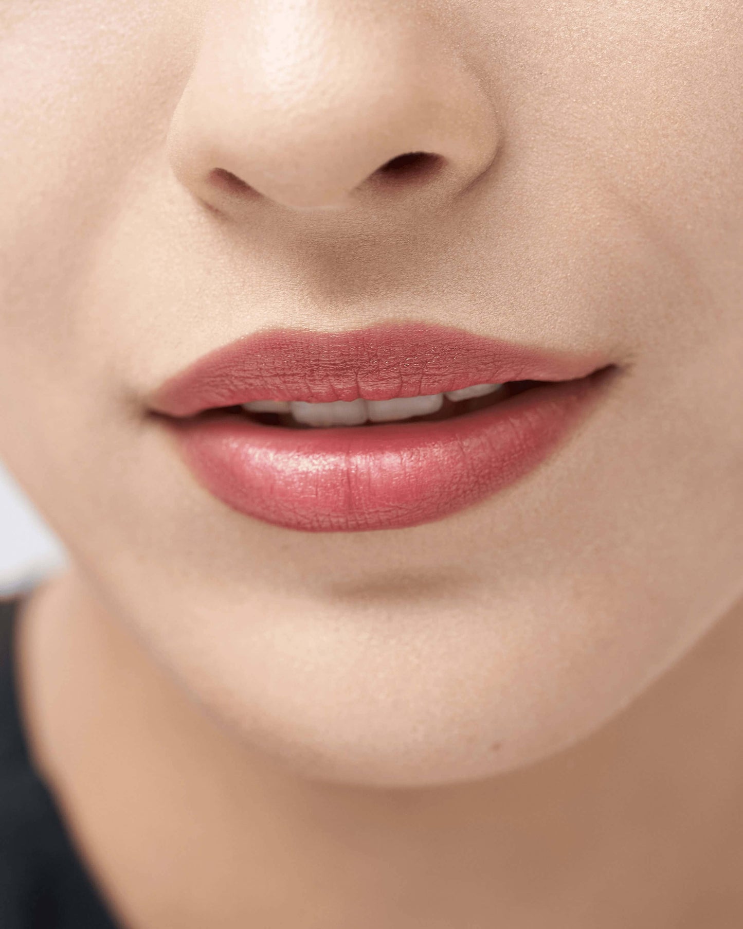 Barely There Sheer Hydrating Marula Oil Lipstick