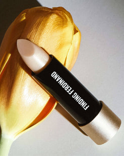 Flutter (pH-Adapting light pink with gold shimmer)