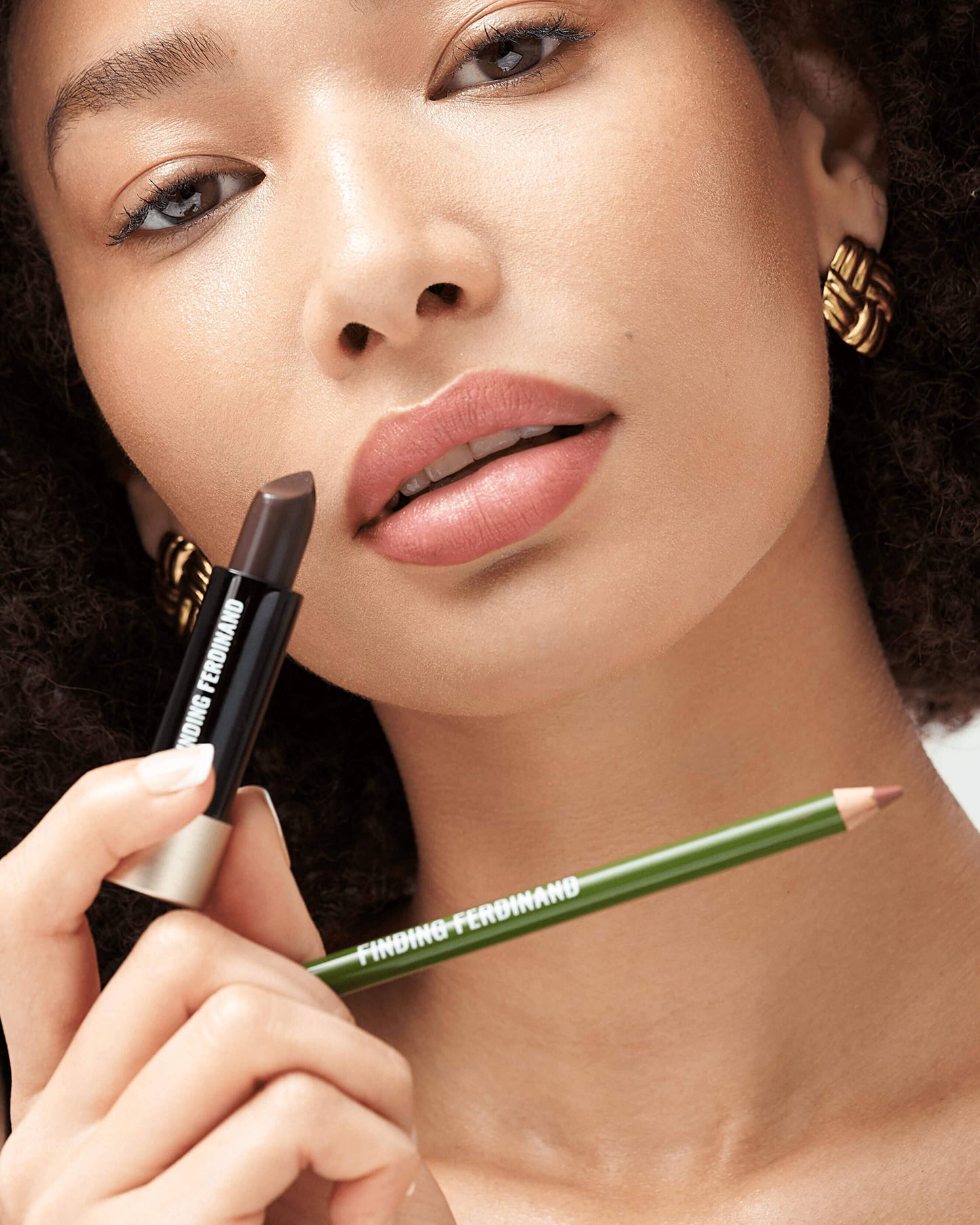 Cinnamon (warm brown with red undertones and a matte finish)