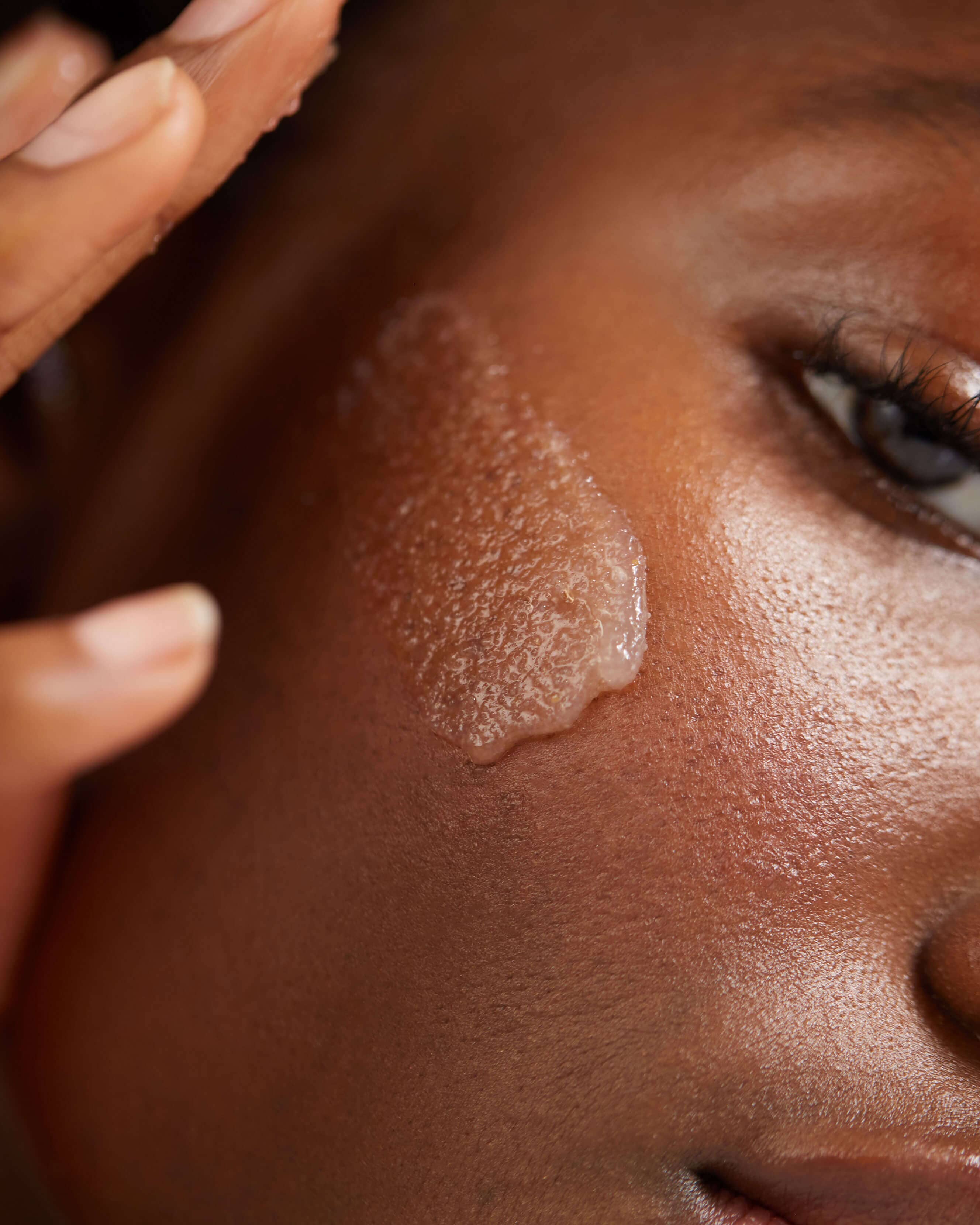 GOOPGLOW Cloudberry Exfoliating Jelly Cleanser