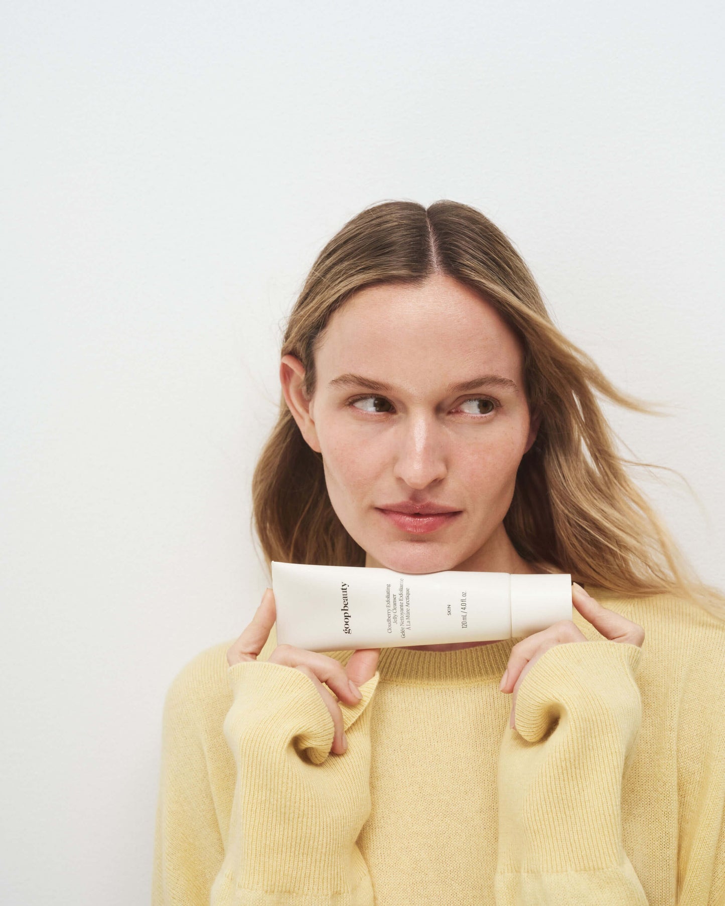 GOOPGLOW Cloudberry Exfoliating Jelly Cleanser