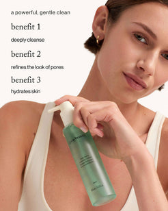 Daily Detox Foaming Cleanser