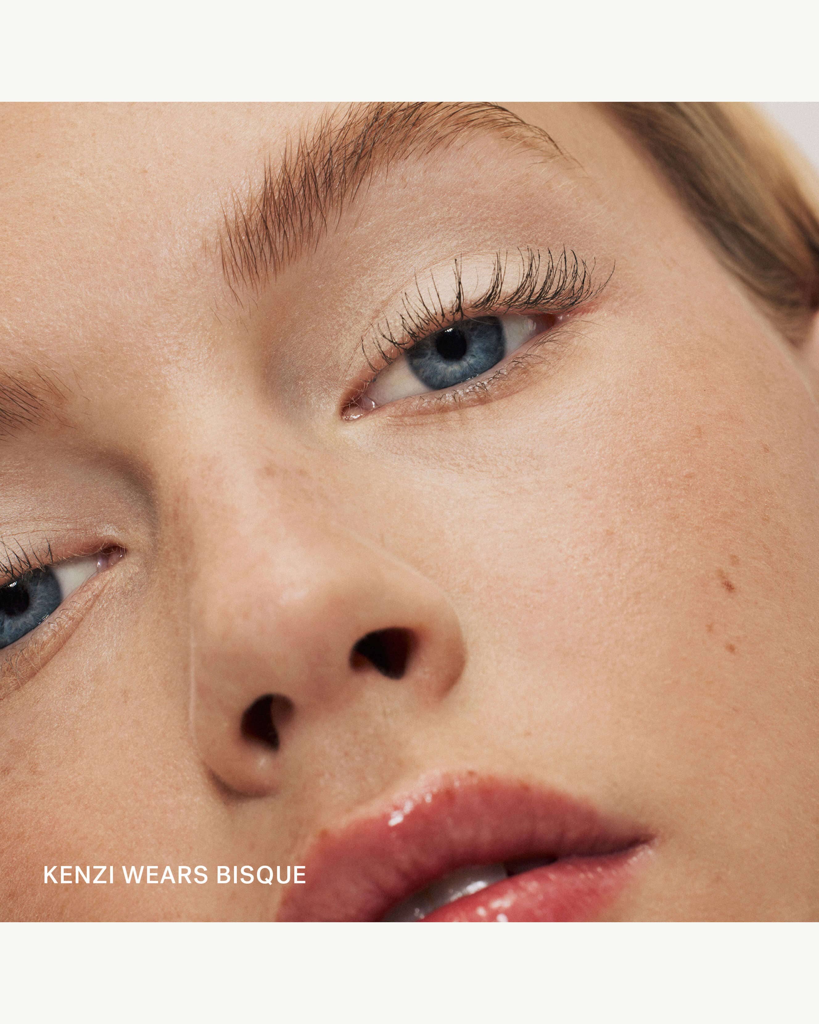 Bisque (matte pale cream)