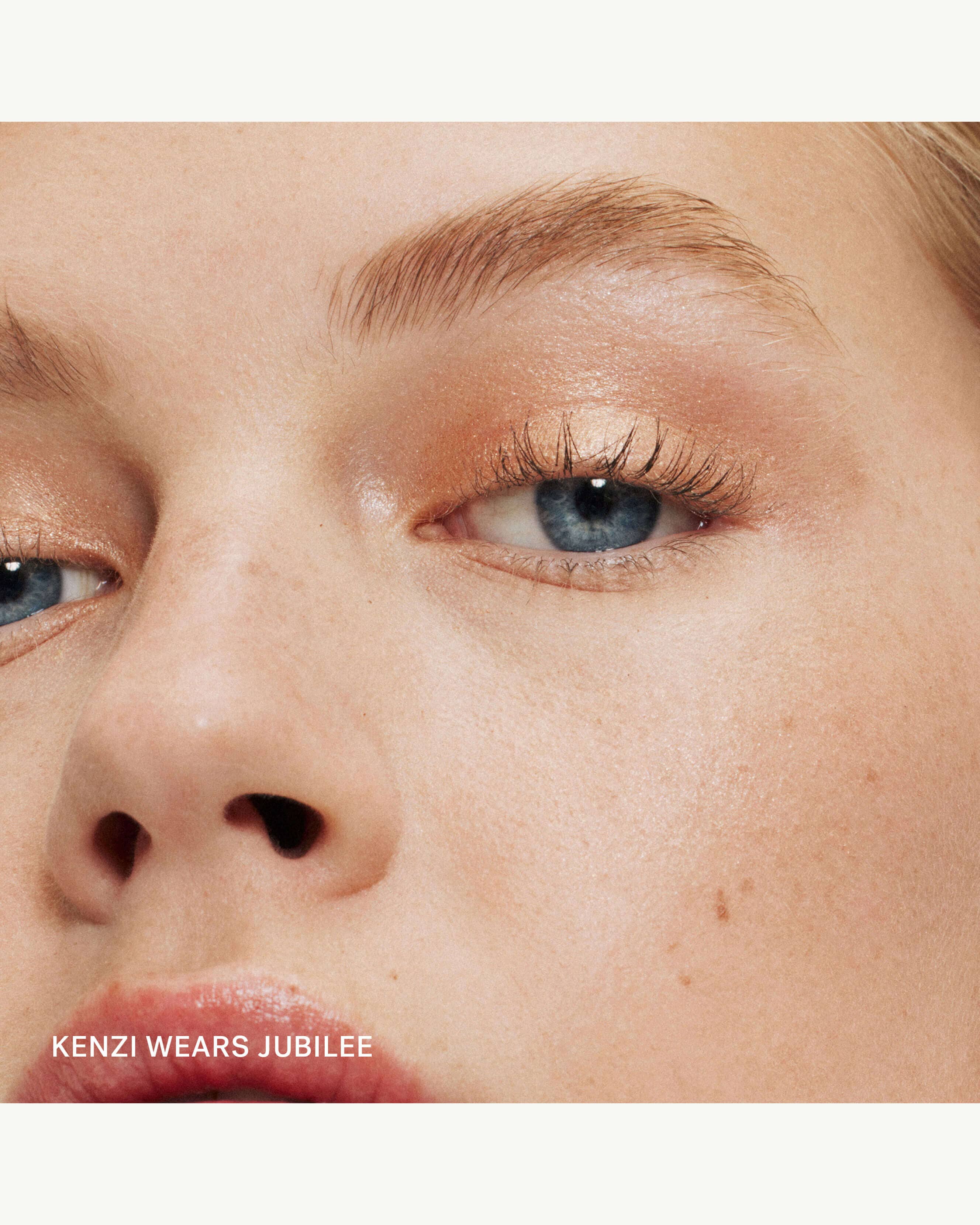 Jubliee (warm gold shimmer)