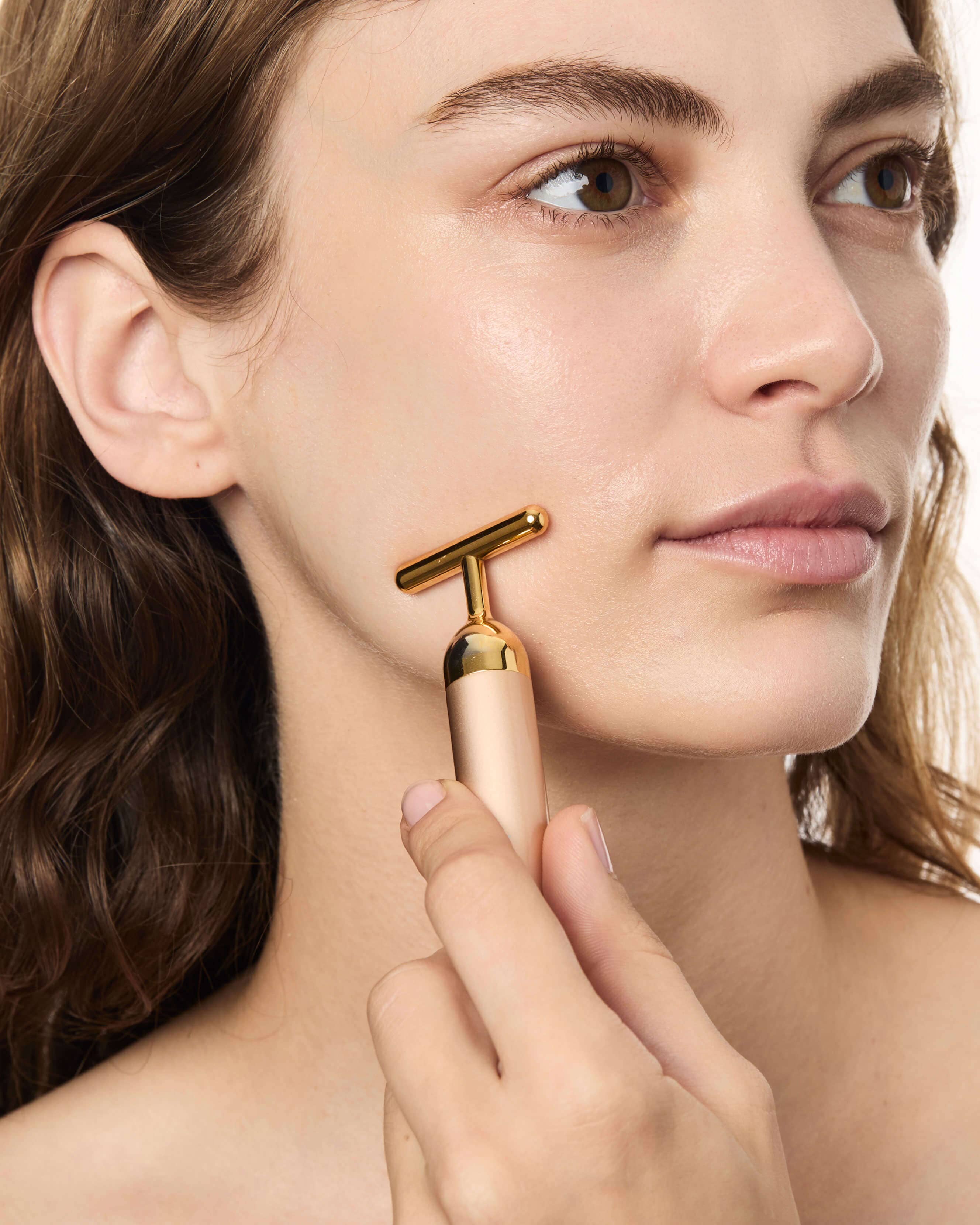 Jillian Dempsey Gold Bar - Vibrating T Bar Face Massager Credo Jillian Dempsey Gold Bar - Vibrating T Bar Face Massager Credo