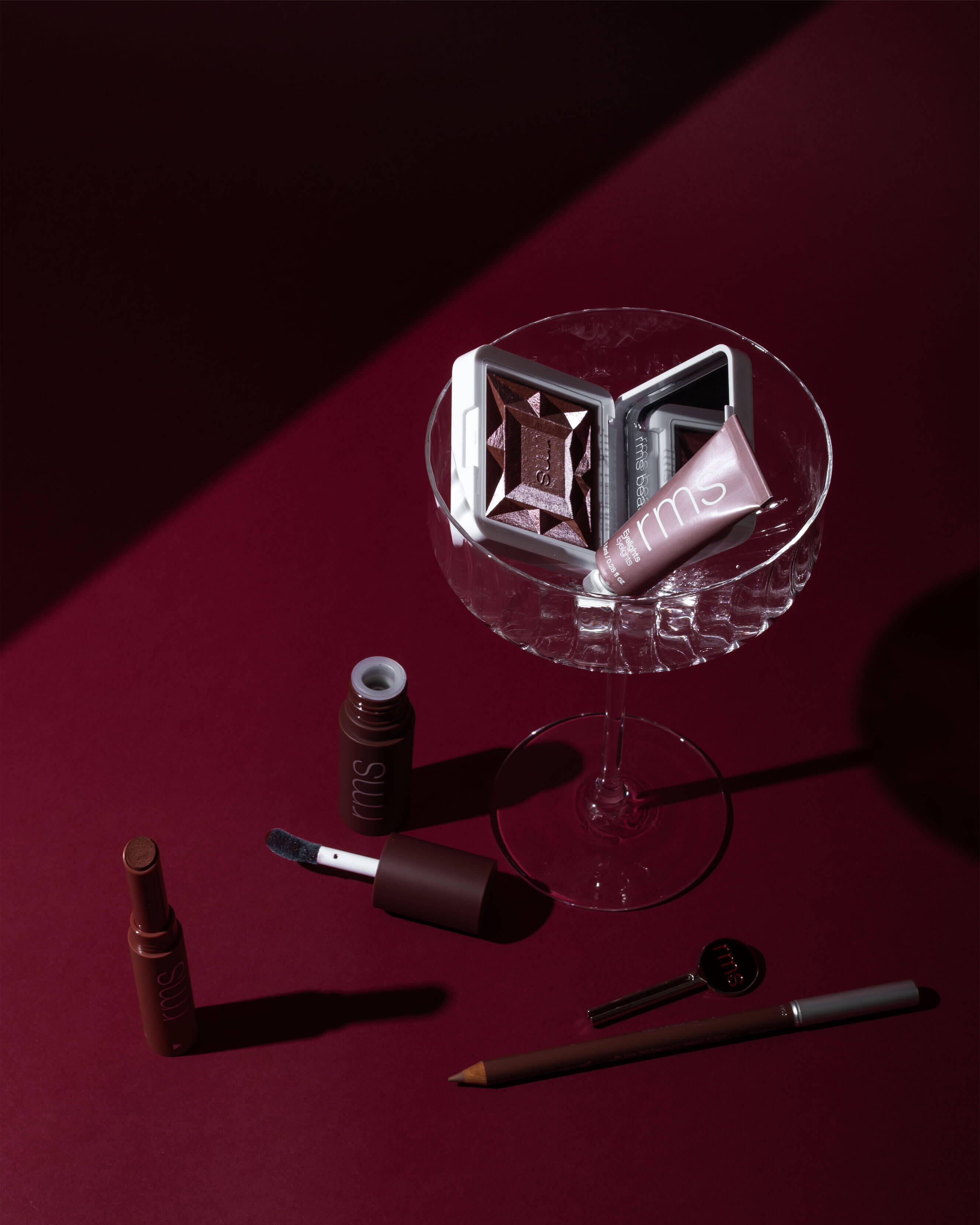 Color Capsule: The Wine Edit