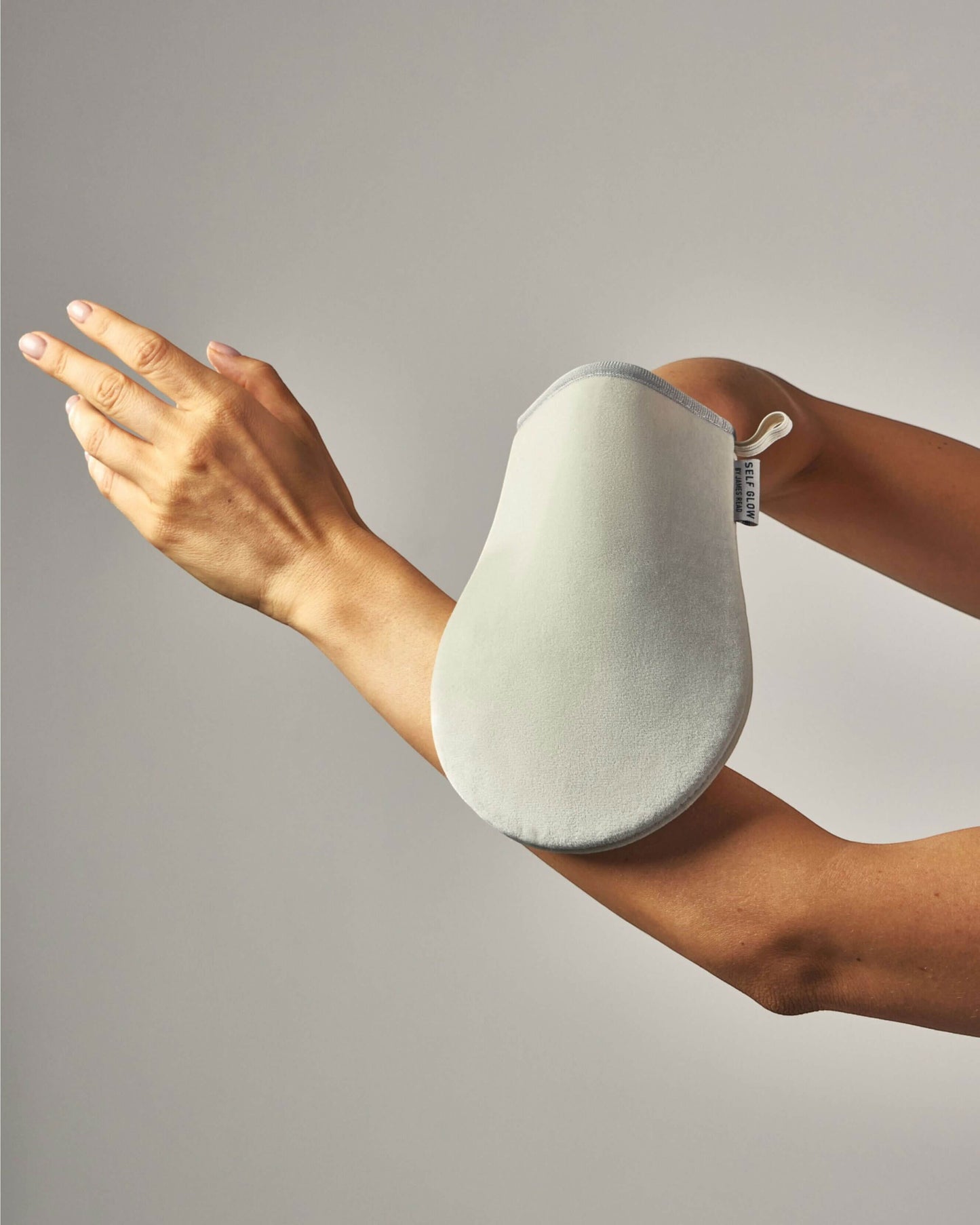 Body Glow Mitt