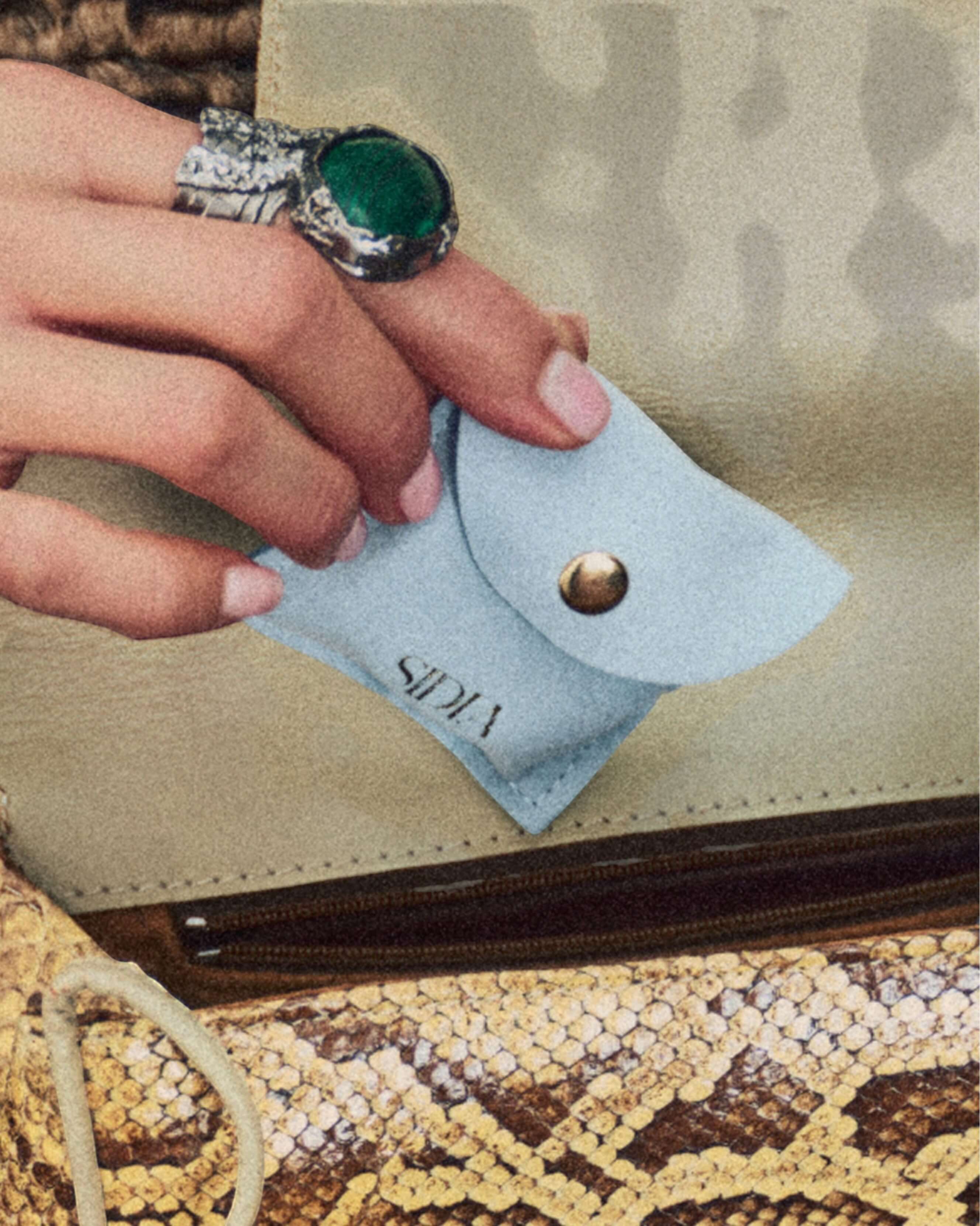 MIDAS: The Solid perfum