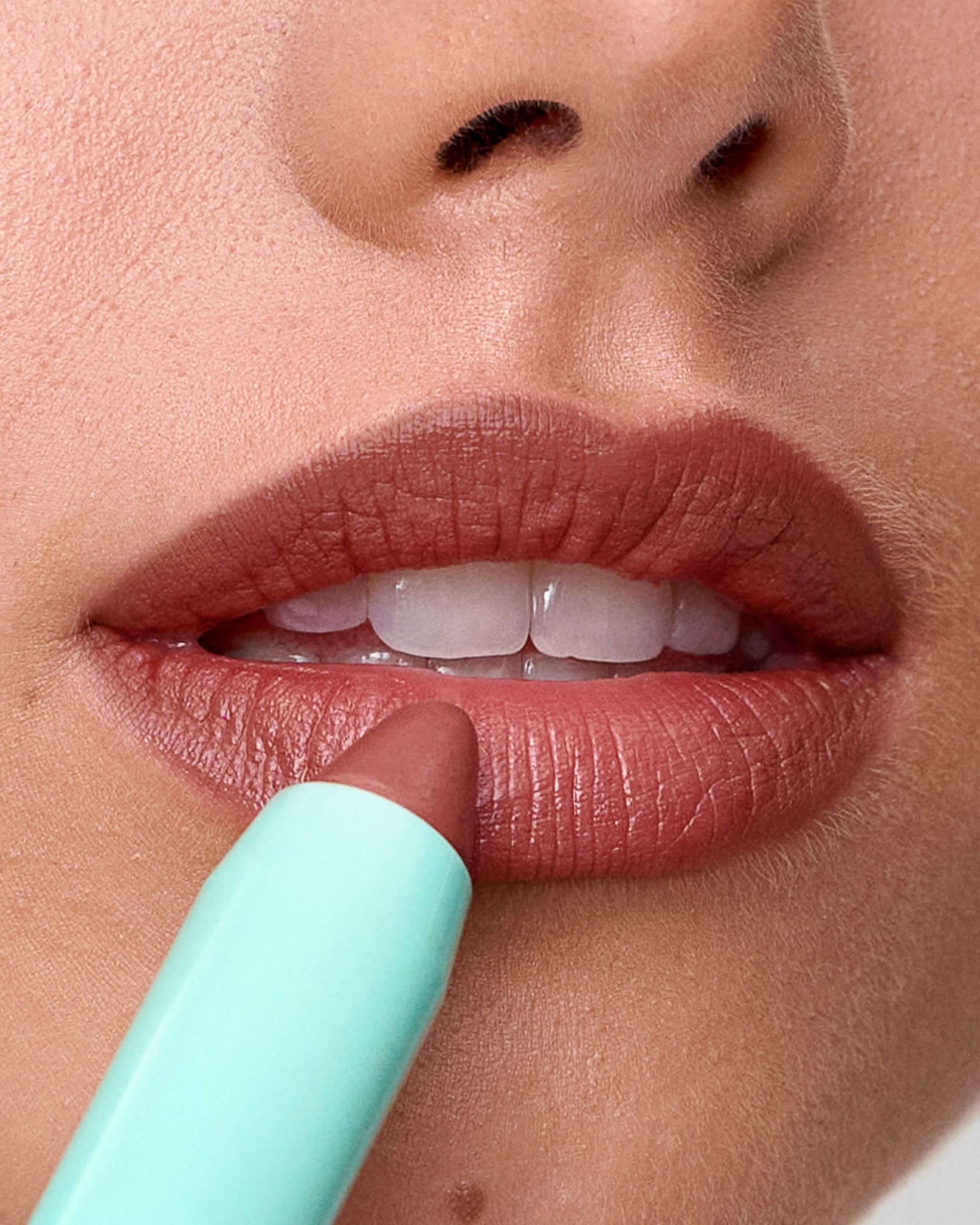 90's Model (Sheer Mocha Brown)