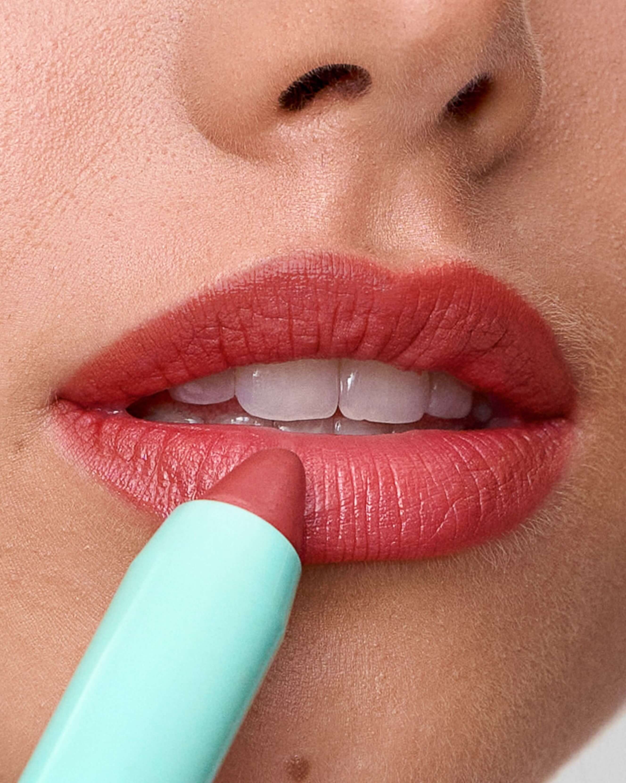 French Girl (Sheer Sheek Neutral Red)