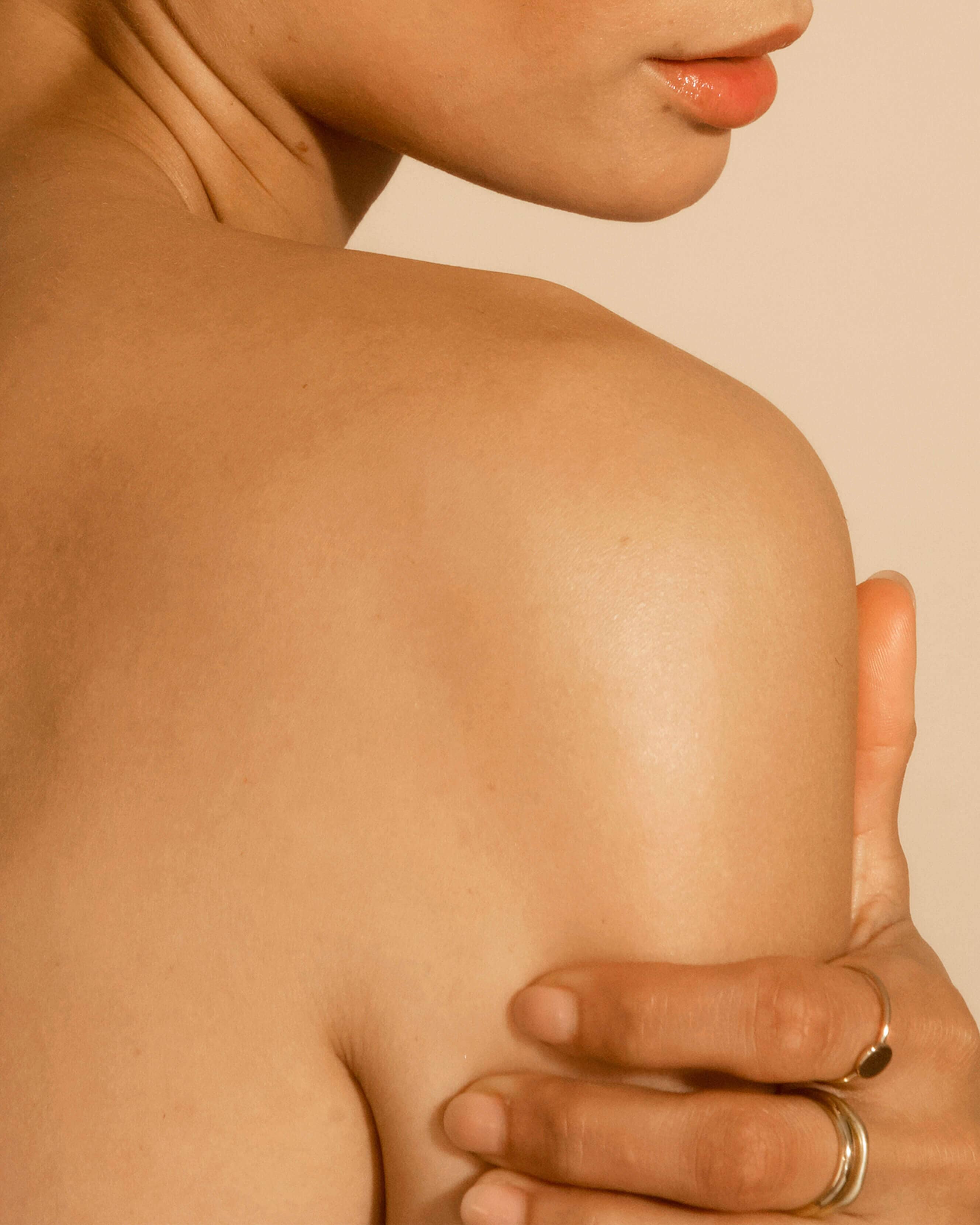 Pure Radiance Body Butter