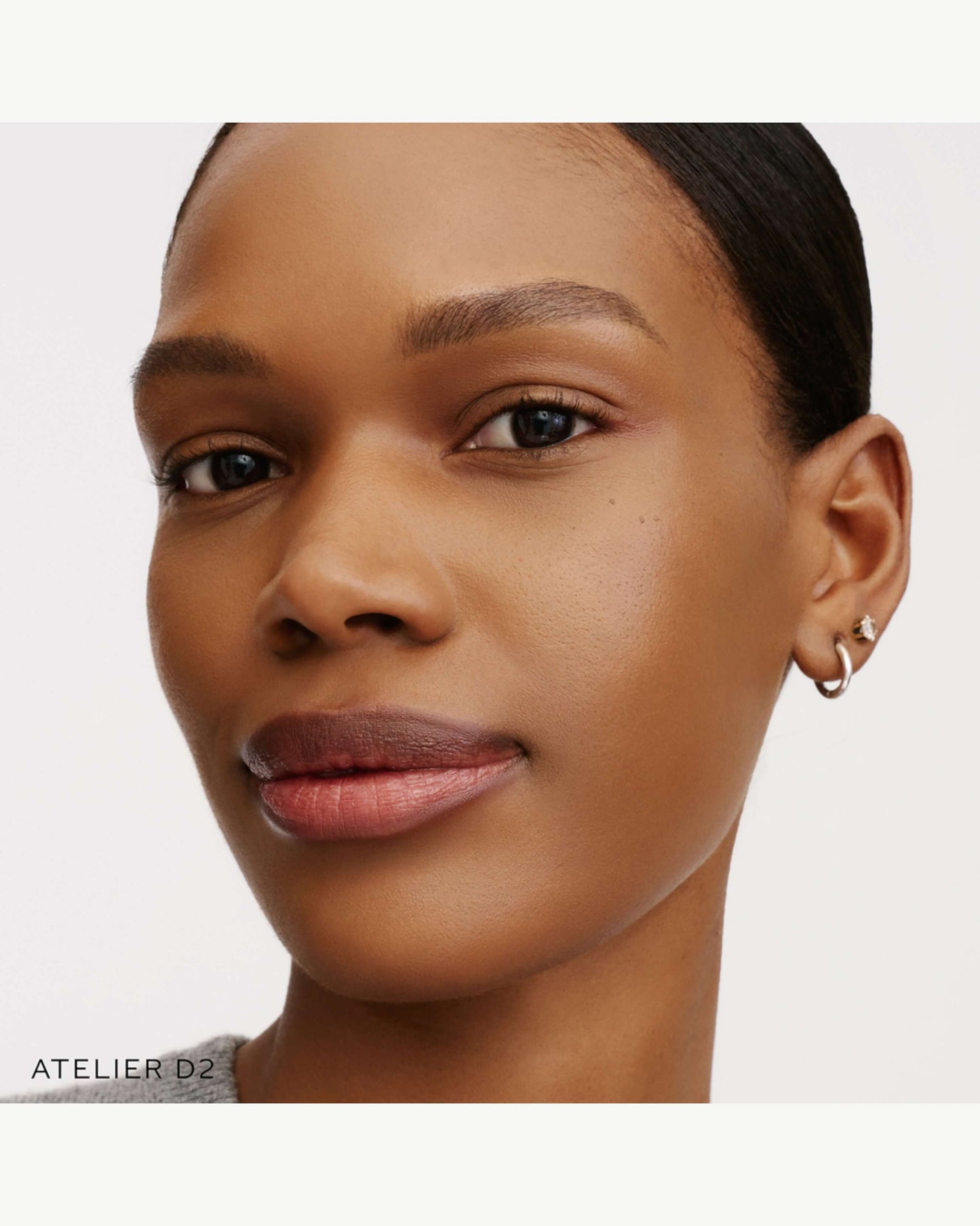 Atelier D2 (Tan to deep peach)