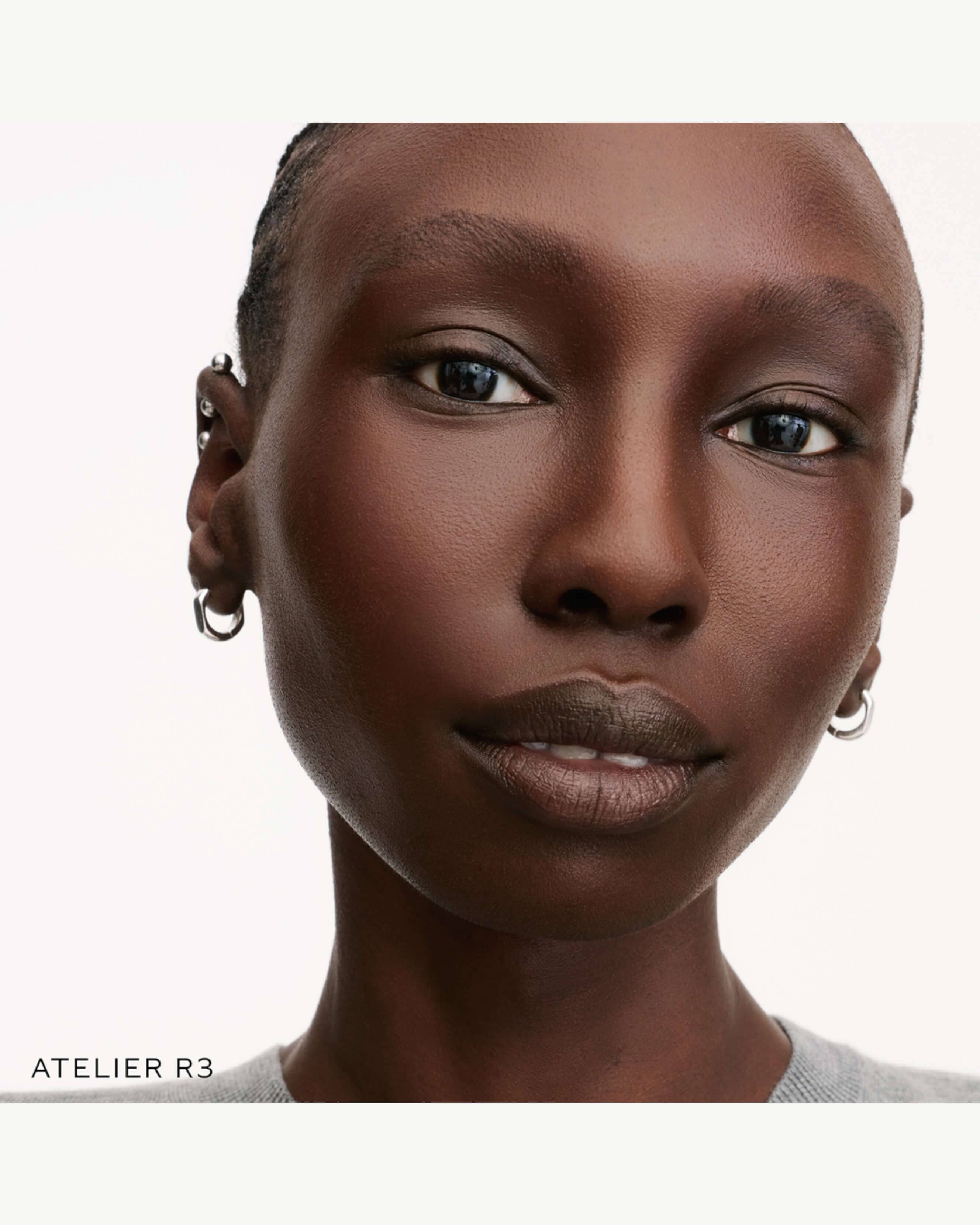 Atelier R3 (Rich neutral)