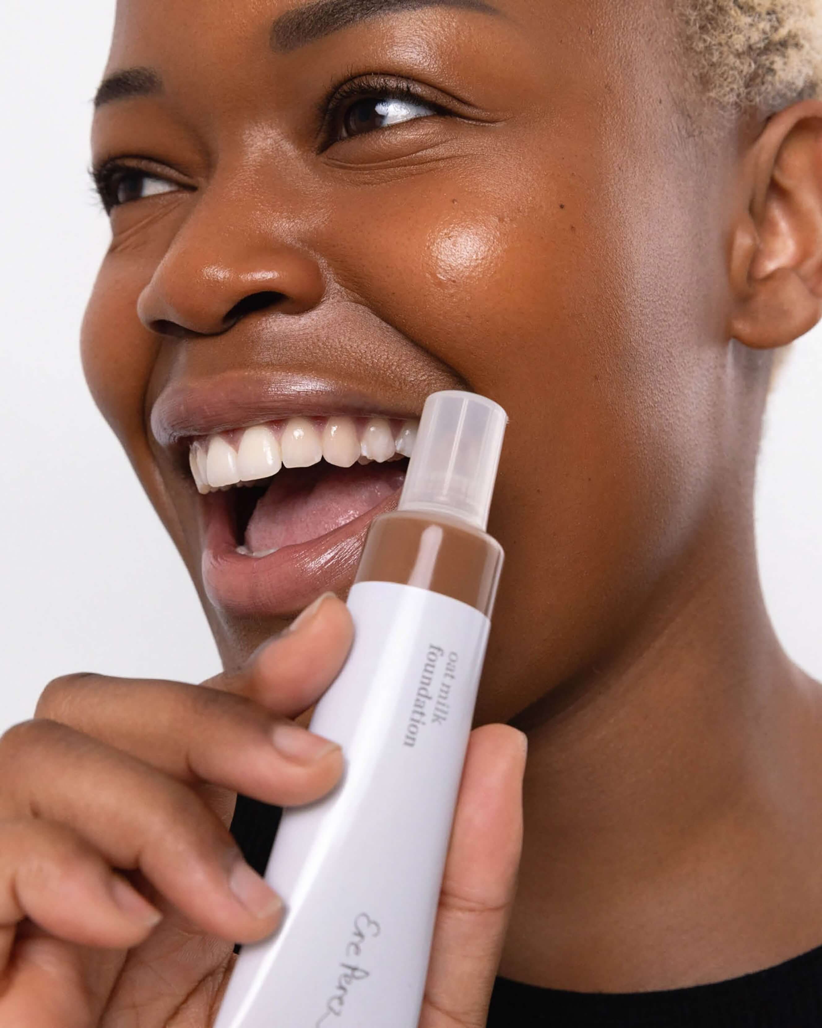 Mocha (medium-dark, neutral-cool)$