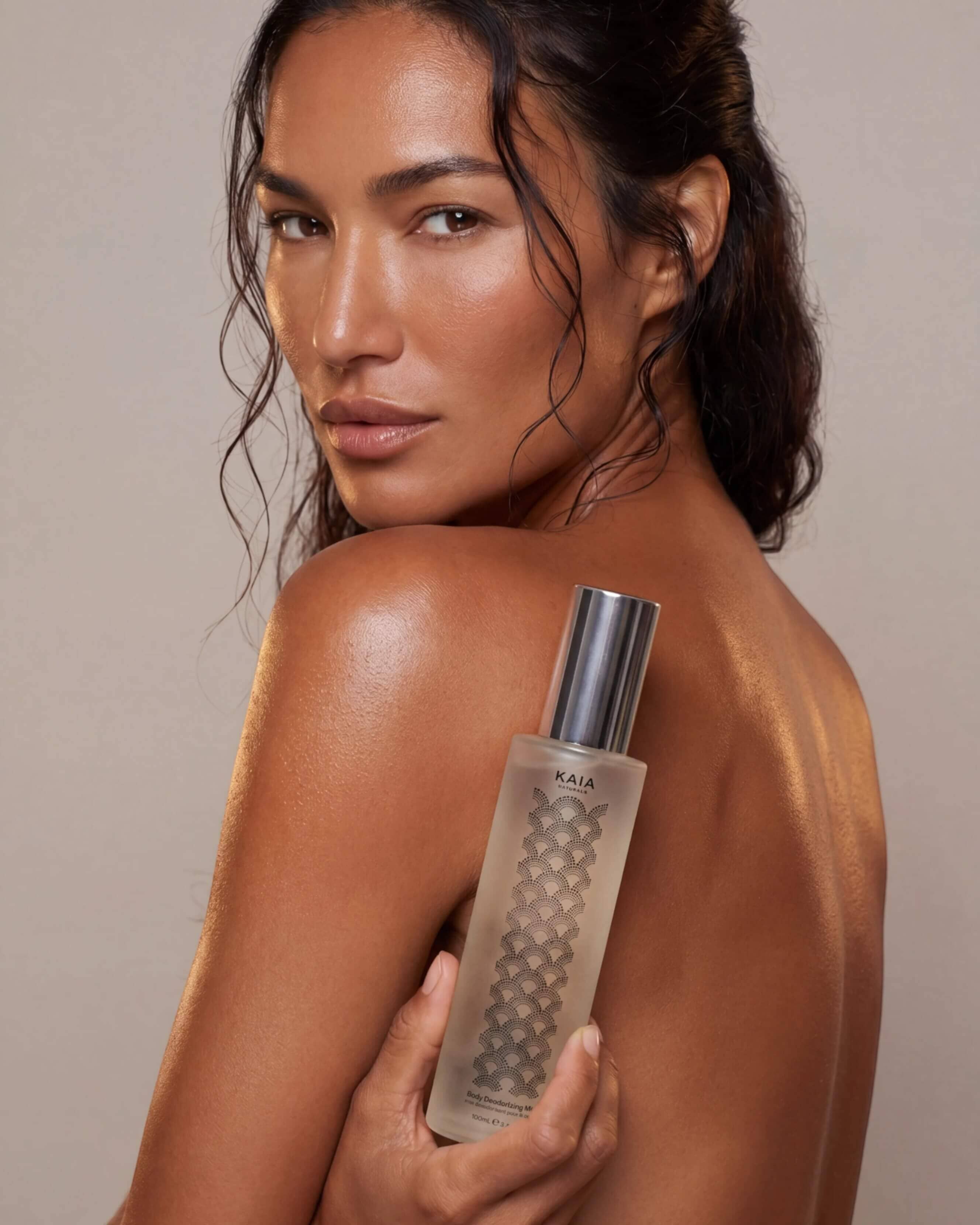 The body refresh body & hair deodorizing mist alcohol-free water lilly