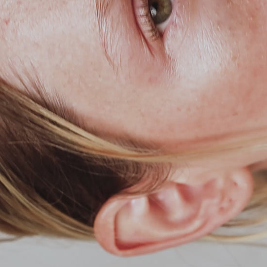 Polished (light-medium, blonde)