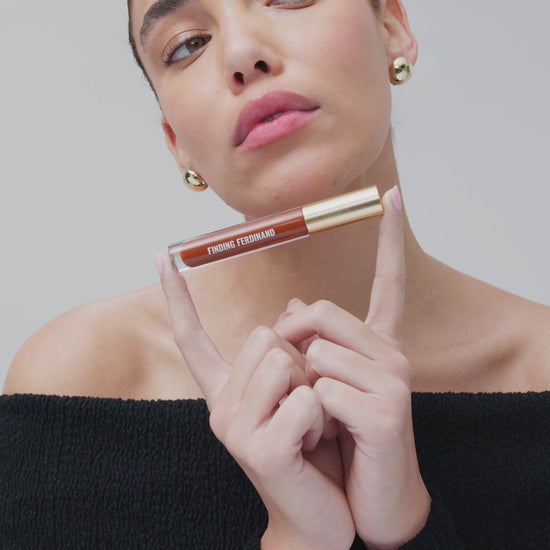 Mon Cheri (red-brown with warm undertones and black cherry scented)